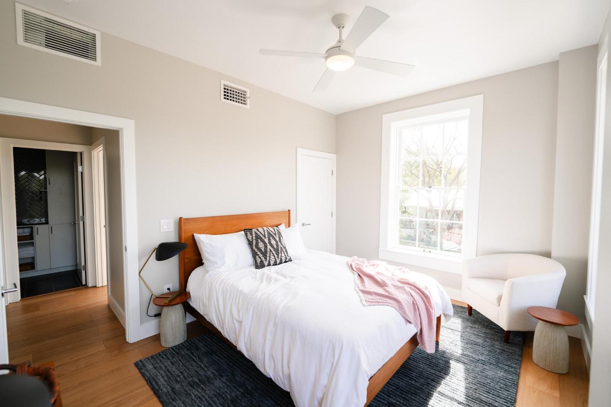 Western 1924 Luxury Lofts Martindale Buitenkant foto