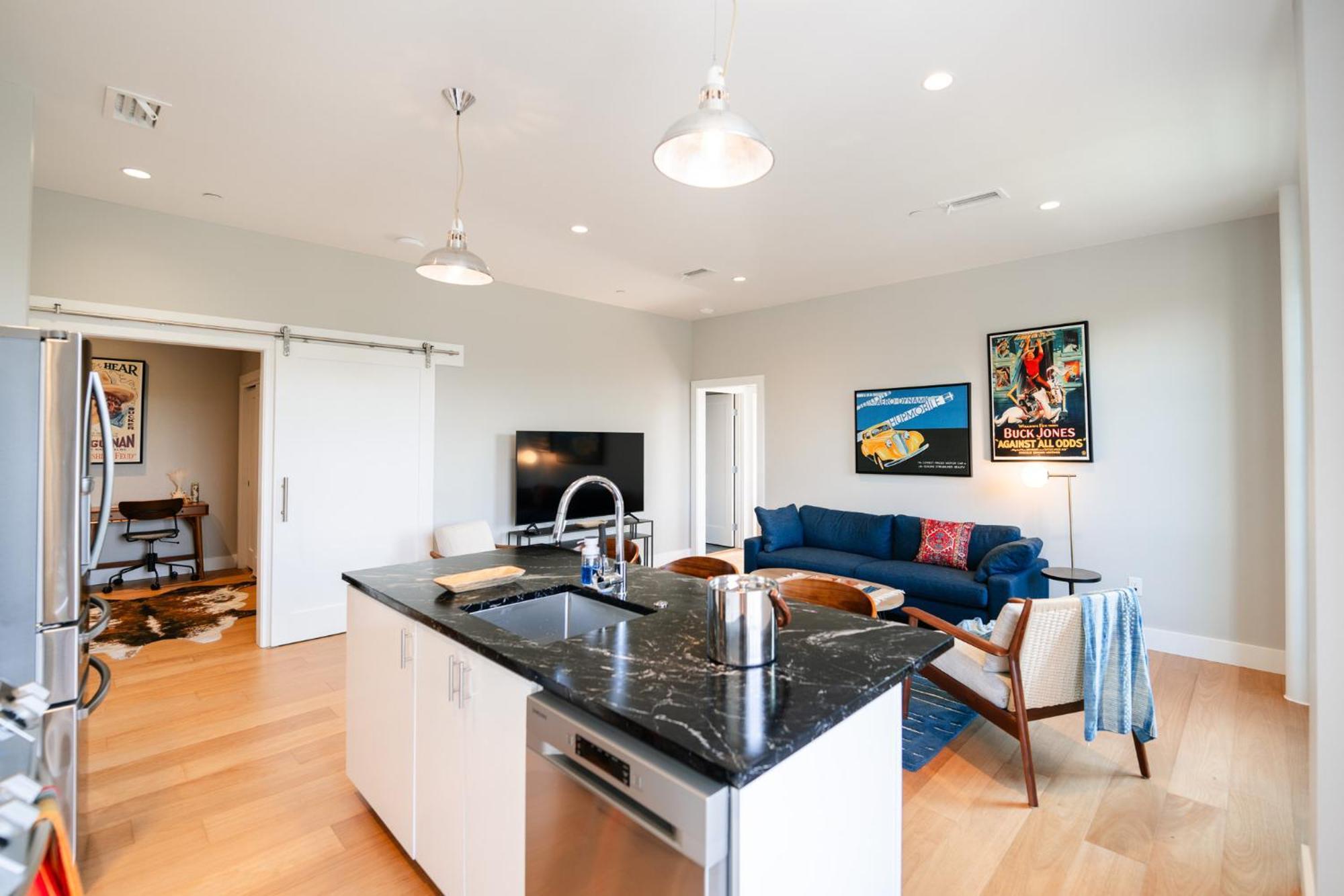 Western 1924 Luxury Lofts Martindale Buitenkant foto
