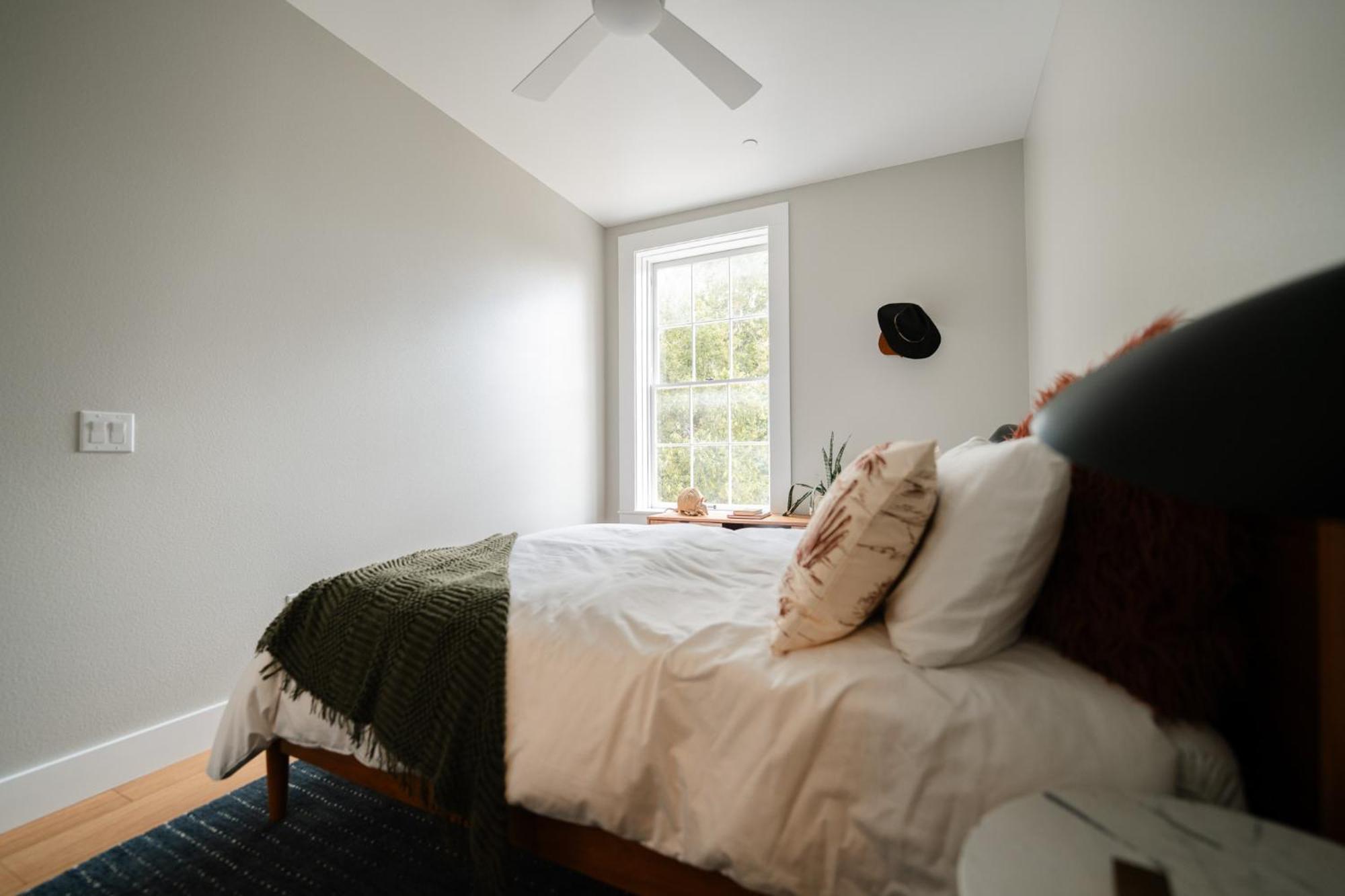 Western 1924 Luxury Lofts Martindale Buitenkant foto
