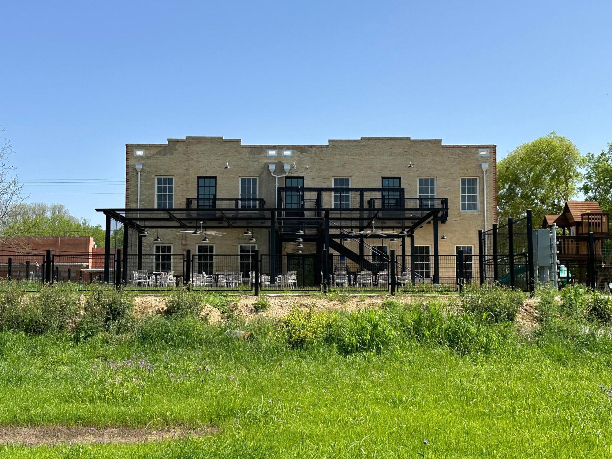 Western 1924 Luxury Lofts Martindale Buitenkant foto